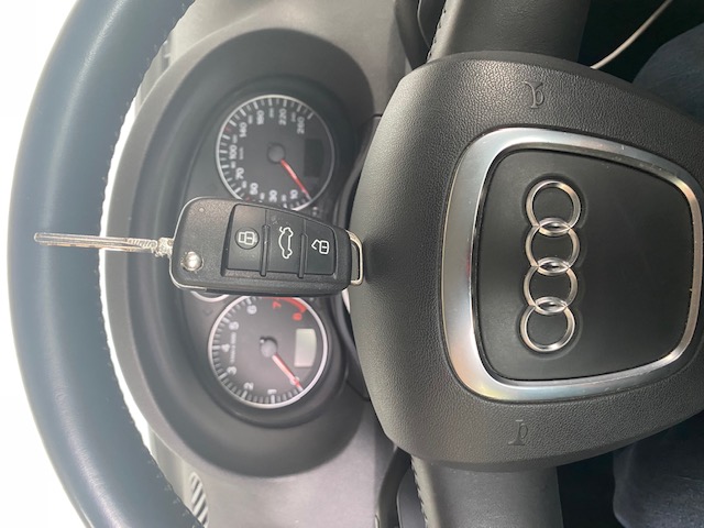 Taillage de clé et programmation sur jaguar xf et audi A3.