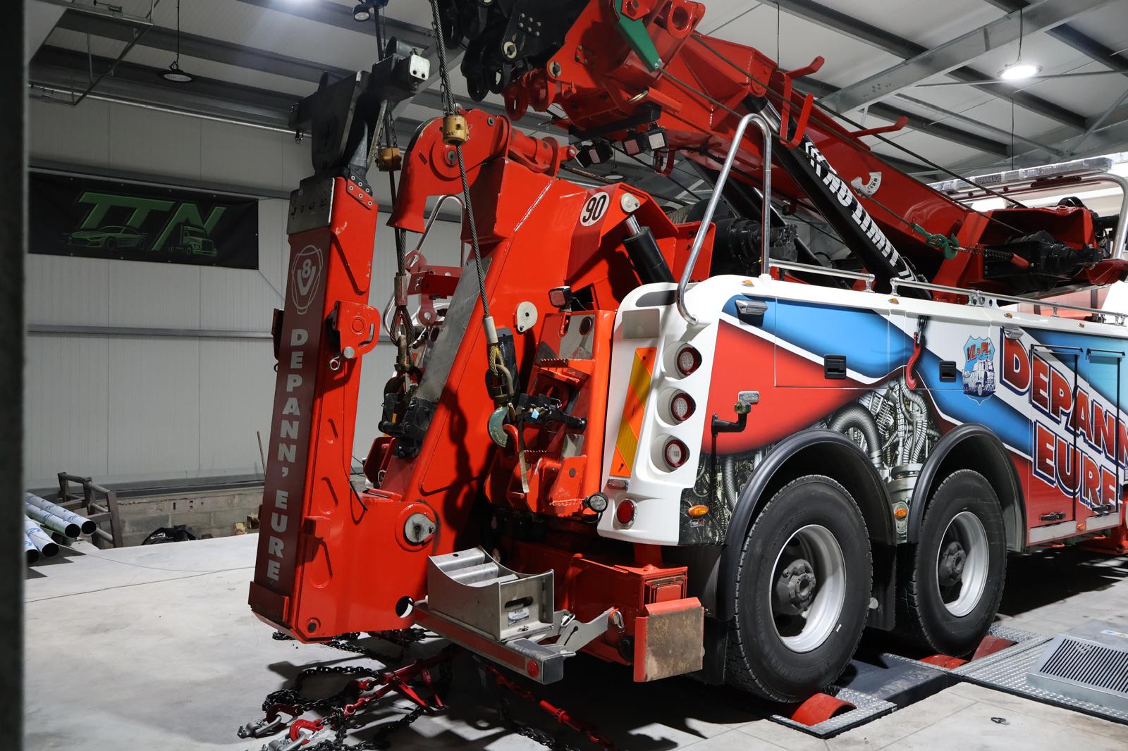 Reprogrammation moteur et boite SCANIA V8 R580